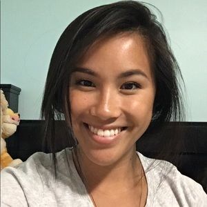 Meet your Posher, Liana